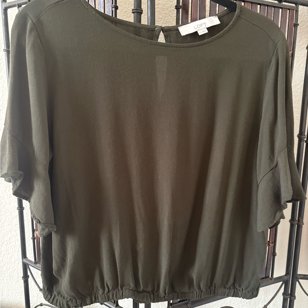 LOFT Olive Green Rayon Short Sleeve Blouse - Medium